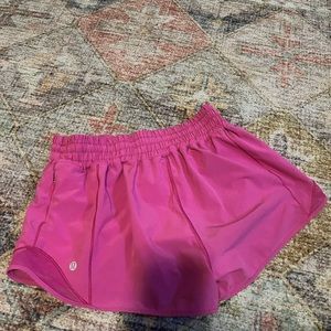 lululemon hotty hot shorts